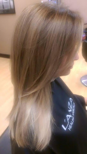 Beauty Salon «Deluxe Hair Salon Spa & Suites», reviews and photos, 1212 W 136th St, Kansas City, MO 64145, USA