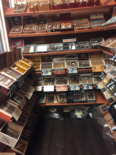 Vaporizer Store «Tobacco King & Vape King», reviews and photos, 1609 S Glebe Rd, Arlington, VA 22204, USA
