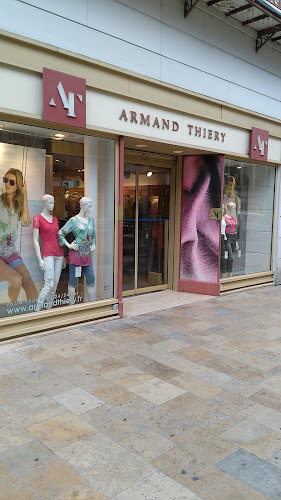 Magasin de vêtements pour femmes ARMAND THIERY FEMME Troyes