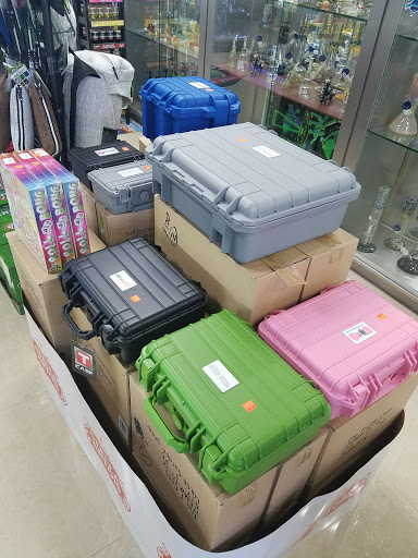 Tobacco Shop «Pipe dreams tobacco shop», reviews and photos, 10692 SW 24th St, Miami, FL 33165, USA