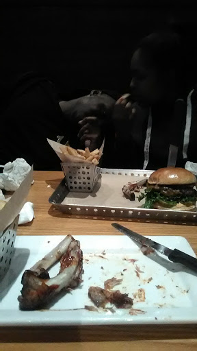 Shopping Mall «Merritt Park Shopping Center», reviews and photos, 1762 Merritt Blvd, Dundalk, MD 21222, USA