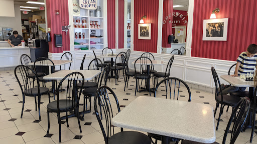 Ice Cream Shop «Oberweis Ice Cream and Dairy Store», reviews and photos, 13030 South La Grange Road, Palos Park, IL 60464, USA