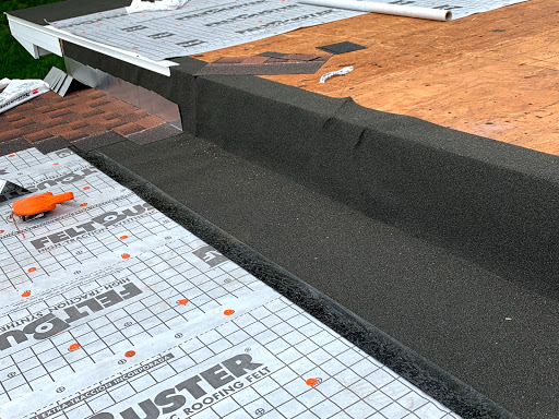 Roofing Contractor «Guarantee Roofing», reviews and photos, 1240 Hulman St, Terre Haute, IN 47802, USA