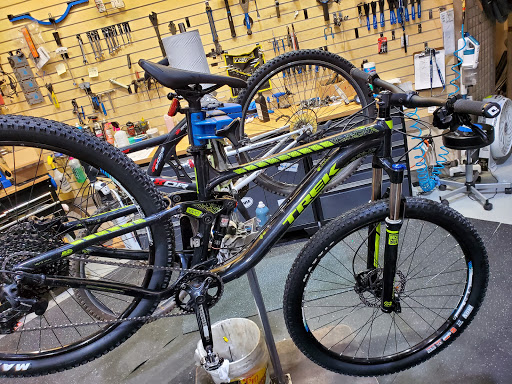 Bicycle Store «Sun & Ski», reviews and photos, 3000 Grapevine Mills Pkwy #119, Grapevine, TX 76051, USA