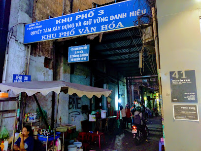 Bánh Mì 37 - 39 Đ. Nguyễn Trãi, Phường Phạm Ngũ Lão, Quận 1, Thành phố Hồ Chí Minh, Vietnam