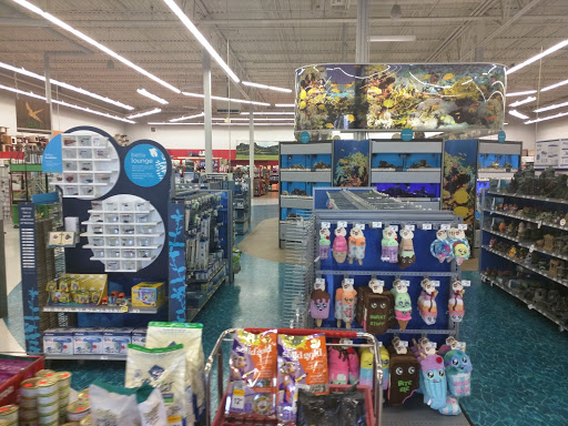 Pet Supply Store «Petco Animal Supplies», reviews and photos, 4013 W Walnut St, Rogers, AR 72756, USA