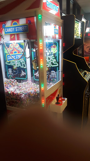 Pizza Restaurant «Round Table Pizza», reviews and photos, 16016 Meridian E, Puyallup, WA 98375, USA