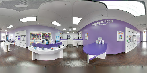Cell Phone Store «MetroPCS Authorized Dealer», reviews and photos, 21631 Village Lakes Shopping Center Dr, Land O Lakes, FL 34639, USA
