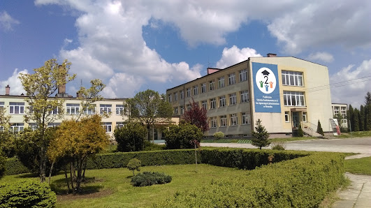 Publiczna Szkoła Podstawowa nr 2 im. I. Łukasiewicza Królowej Jadwigi 18, 32-800 Brzesko, Polska