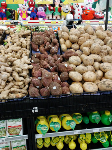 Grocery Store «Fiesta Mart», reviews and photos, 611 W Jefferson Blvd, Dallas, TX 75208, USA