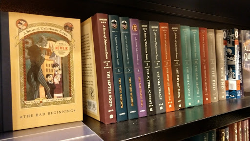 Book Store «Barnes & Noble Booksellers Maple Grove», reviews and photos, 8040 Wedgewood Ln N, Maple Grove, MN 55369, USA