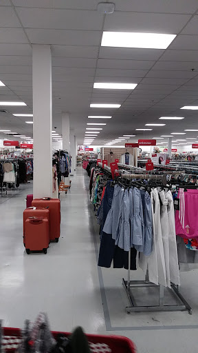 Department Store «Bealls Outlet», reviews and photos, 6864 Gulfport Blvd S, South Pasadena, FL 33707, USA