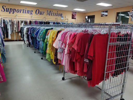 Thrift Store «Goodwill Greenacres/Woodlake Store & Donation Center», reviews and photos, 5821 Lake Worth Rd, Greenacres, FL 33463, USA