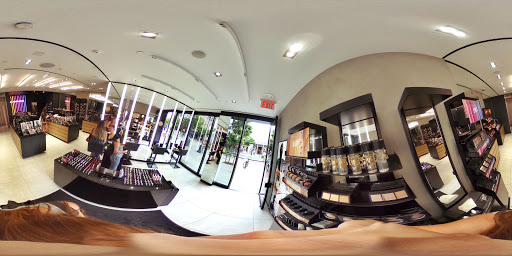 Cosmetics Store «MAC», reviews and photos, 1451-B 3rd Street Promenade, Santa Monica, CA 90401, USA