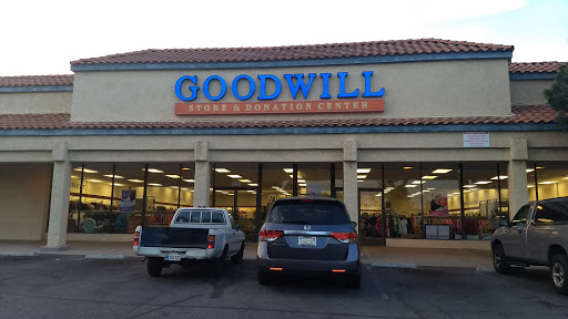 Thrift Store «Goodwill - Rialto», reviews and photos, 231 E Baseline Rd, Rialto, CA 92376, USA