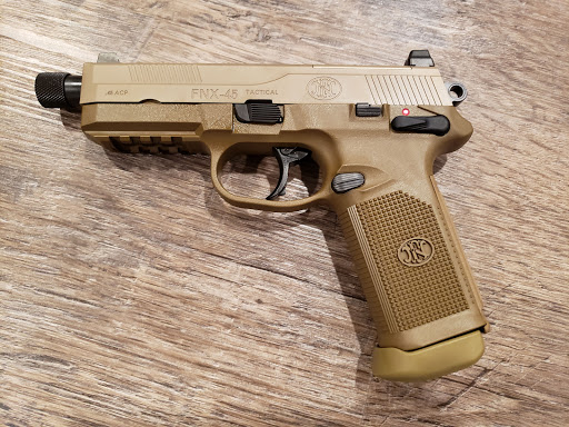 Gun Shop «Smith Outfitters, LLC», reviews and photos, 254 Avery Ave, Steubenville, OH 43952, USA