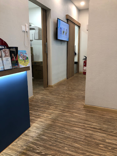 Royce Dental Orthodontic Centre - Seletar Mall (Sengkang) (Orthodontics, Braces, Invisalign, Aesthetic Dentistry) - Dentist