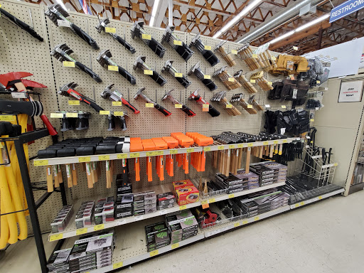 Hardware Store «Harbor Freight Tools», reviews and photos, 15800 SE McLoughlin Blvd, Milwaukie, OR 97267, USA