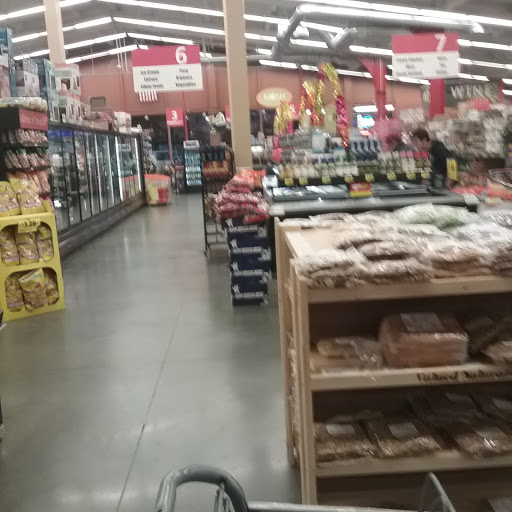 Grocery Store «Grocery Outlet Bargain Market», reviews and photos, 125 Hickey Blvd, South San Francisco, CA 94080, USA