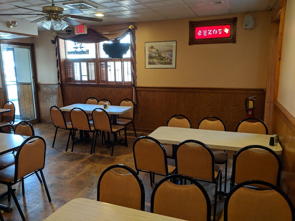 Tony's Pizzeria 18640