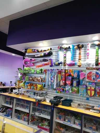 Shopping Mall «Harbor Town and Country Shopping Center», reviews and photos, 12891 Harbor Blvd, Garden Grove, CA 92840, USA