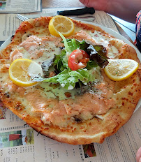 Pizza du Pizzeria Restaurant Le Moulin des Gourmands à Saint-Révérend - n°11