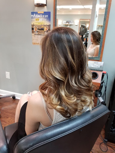 Hair Salon «UG Hair Salon», reviews and photos, 7592 Gardner Park Dr, Gainesville, VA 20155, USA