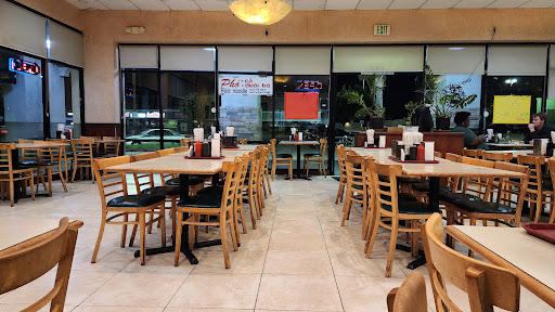 Ph Vie Restaurant image