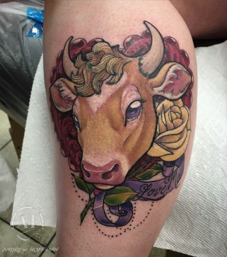 Explore knee cap tattoo ideas, creative tattoo ideas in Katy, available at Artistic Impressions Tattoo Studio