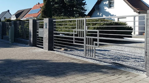 Thor Kunstschmiede - Zaun aus Polen, Metallzaune, Gartenzaun, Zaunanlagen, Zaunelemente