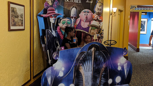 Movie Theater «Lindo Theatre: Classic Cinemas», reviews and photos, 115 S Chicago Ave, Freeport, IL 61032, USA