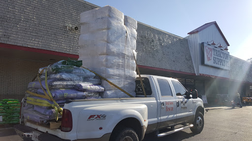 Home Improvement Store «Tractor Supply Co.», reviews and photos, 294 E Church St, Jasper, GA 30143, USA