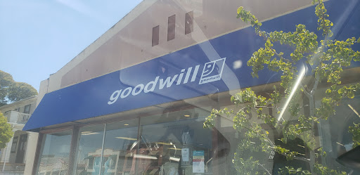 Thrift Store «Goodwill», reviews and photos