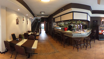 Restaurante Punto Perú - Ex Restaurante San Diego - C. del Rosal, 8, 19001 Guadalajara, Spain