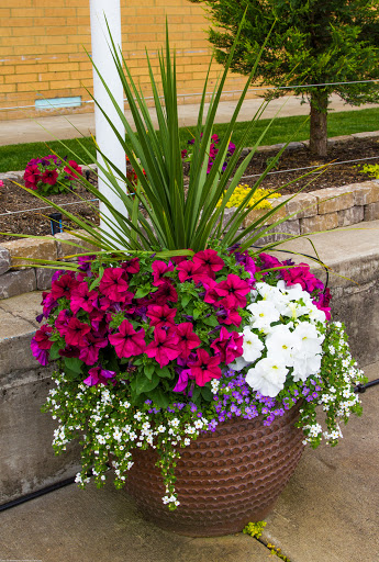 Funeral Home «Johnson Funeral Home», reviews and photos, 134 Missouri Ave S, Salem, OR 97302, USA