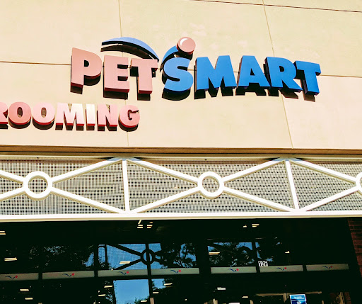 Pet Supply Store «PetSmart», reviews and photos, 30 Malphrus Rd, Bluffton, SC 29910, USA