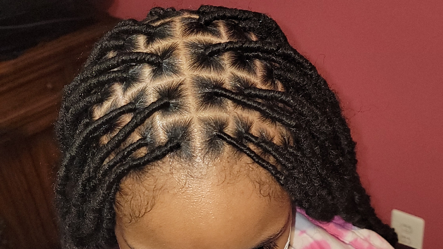 Aicha African hair braiding va