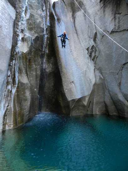 Guide Concept, canyoning et montagne