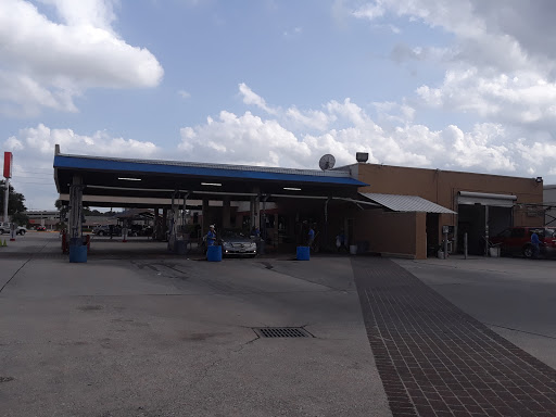 Car Wash «Rainbow Car Care», reviews and photos, 318 Sawdust Rd, Spring, TX 77380, USA