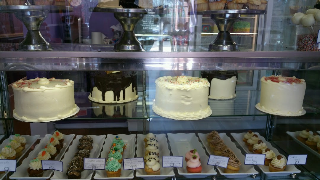 Sugarlicious Bakery