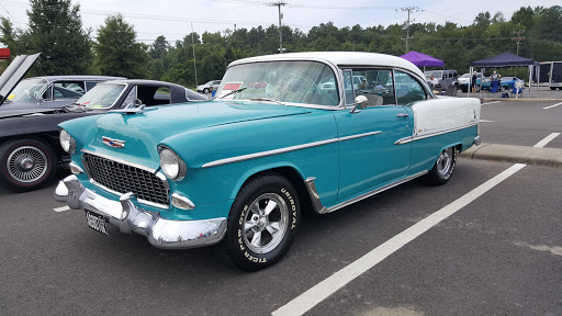 Car Dealer «Luck Chevrolet», reviews and photos, 516 S Washington Hwy, Ashland, VA 23005, USA