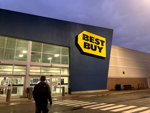 Best Buy, 14 Crossing Way #4, Augusta, ME 04330, USA, 