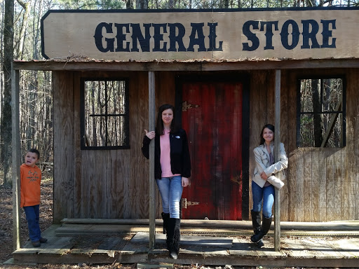 Event Venue «Crooked Pines Farm», reviews and photos, 355 Harmony Rd, Eatonton, GA 31024, USA