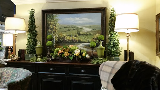 Furniture Store «Three French Hens Antiques», reviews and photos, 16935 Manchester Rd, Grover, MO 63040, USA