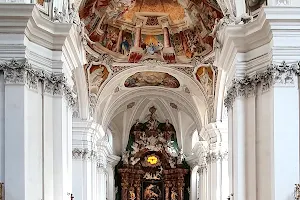 Basilica St. Martin image
