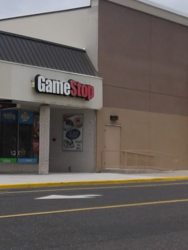 Video Game Store «GameStop», reviews and photos, 3501 NJ-42 #380, Turnersville, NJ 08012, USA