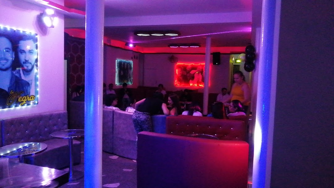 La Negra Disco Bar