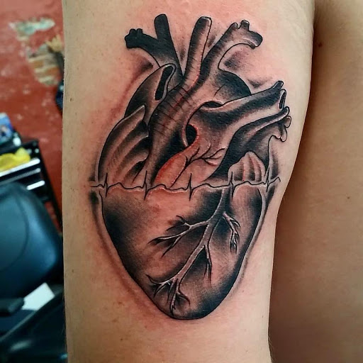 Tattoo Shop «Ironclad Tattoo Gallery», reviews and photos, 194 N 2nd Ave, Saltillo, MS 38866, USA