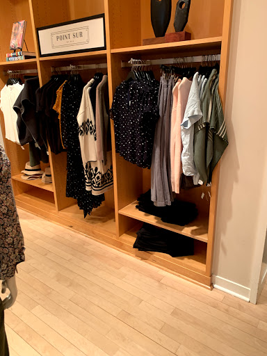 Clothing Store «J.Crew», reviews and photos, 4400 Sharon Rd #196, Charlotte, NC 28211, USA