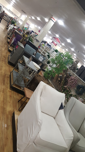 Department Store «HomeGoods», reviews and photos, 18061 Highwoods Preserve Pkwy, Tampa, FL 33647, USA